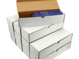 صناديق تخزين من الورق المقوى لبطاقات التداول ، البيسبول ، كرة القدم ، كرة السلة ، الهوكي ، البطاقات الرياضية ، صندوق تخزين بطاقات التداول للورق العلوي ، صناديق تخزين من الورق المقوى المموج بغطاء كامل + 14 ورقة ملصق (12 عبوة ، أبيض)