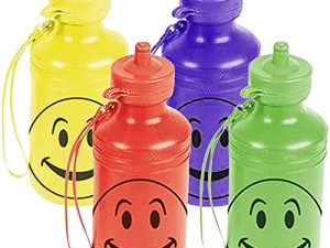 زجاجات رياضية للوجه من ArtCreativity Smile ، مجموعة من 4 ، زجاجات مياه بلاستيكية للأطفال مع غطاء مقاوم للانسكاب ، زجاجات رياضية قابلة لإعادة الاستخدام 18 أونصة للأولاد والبنات ، المدرسة والرياضة ، 4 ألوان