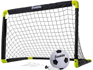 مجموعة أهداف كرة القدم المصغرة من Franklin Sports - الفناء الخلفي + شبكة صغيرة داخلية + مجموعة كرة مع مضخة - مجموعة أهداف كرة القدم القابلة للطي المحمولة - 36 بوصة × 24 بوصة - أسود