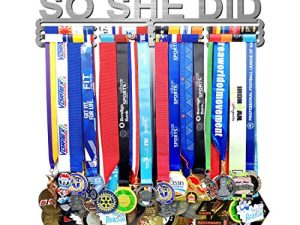 Lapetale Fashion Medal Hanger Holder Display Wall Rack Frame Shelf-Medal Hanger Awards Ribbon Cheer ، الجمباز ، كرة القدم ، حامل الكرة اللينة عرض رف مخصص لـ 60 ميدالية سهلة التركيب
